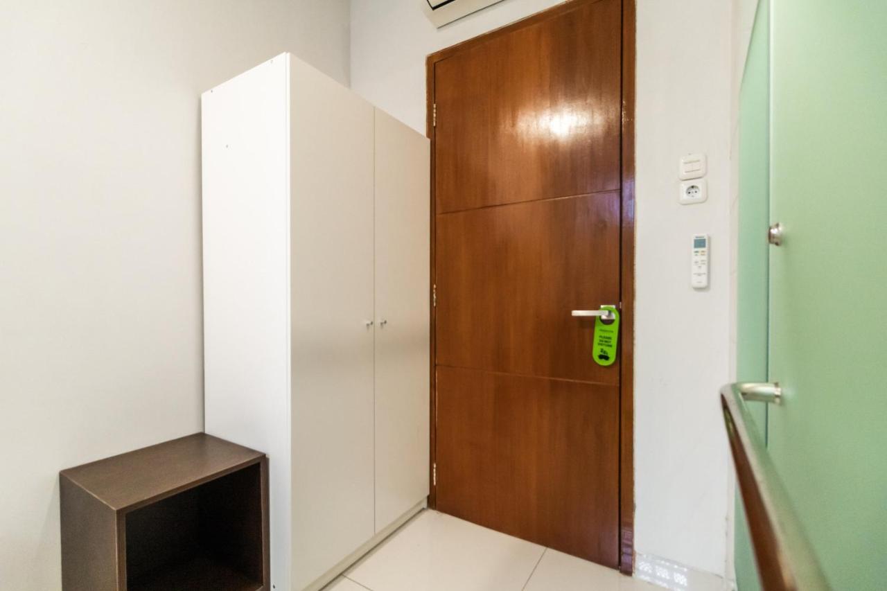 Urbanview Hotel Casa Kota Mangga Besar Jakarta Luaran gambar