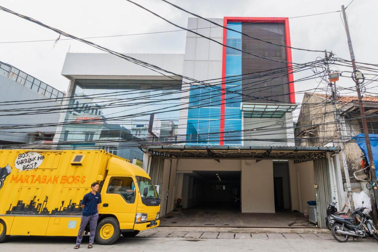 Urbanview Hotel Casa Kota Mangga Besar Jakarta Luaran gambar